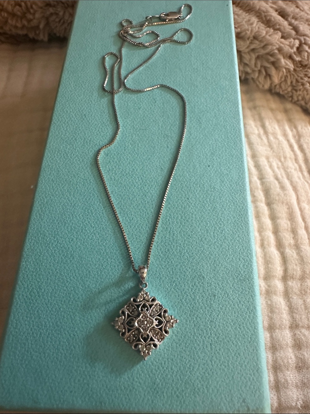 14k White Gold Diamond  Filigree Pendant Necklace